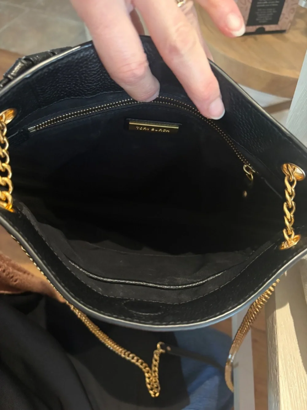 Tory Burch Carson swing back chain bag